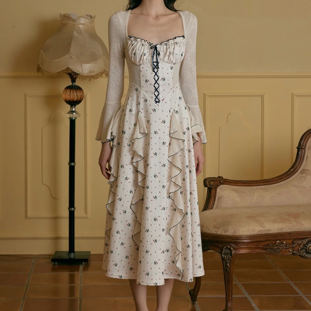 Cottage core style dress - Picture 4 of 5